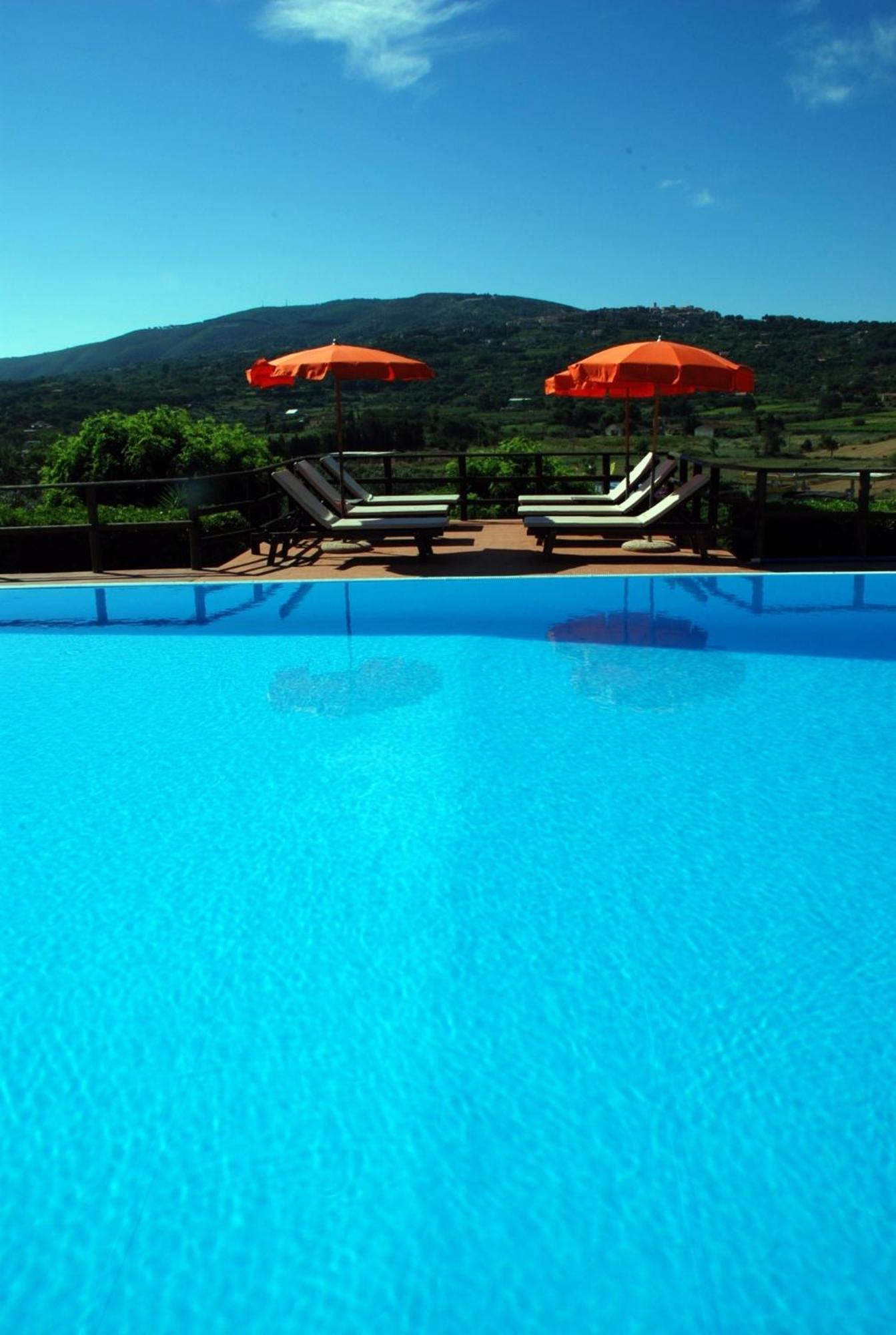 Residence Della Luna Порт-Аццурро Экстерьер фото